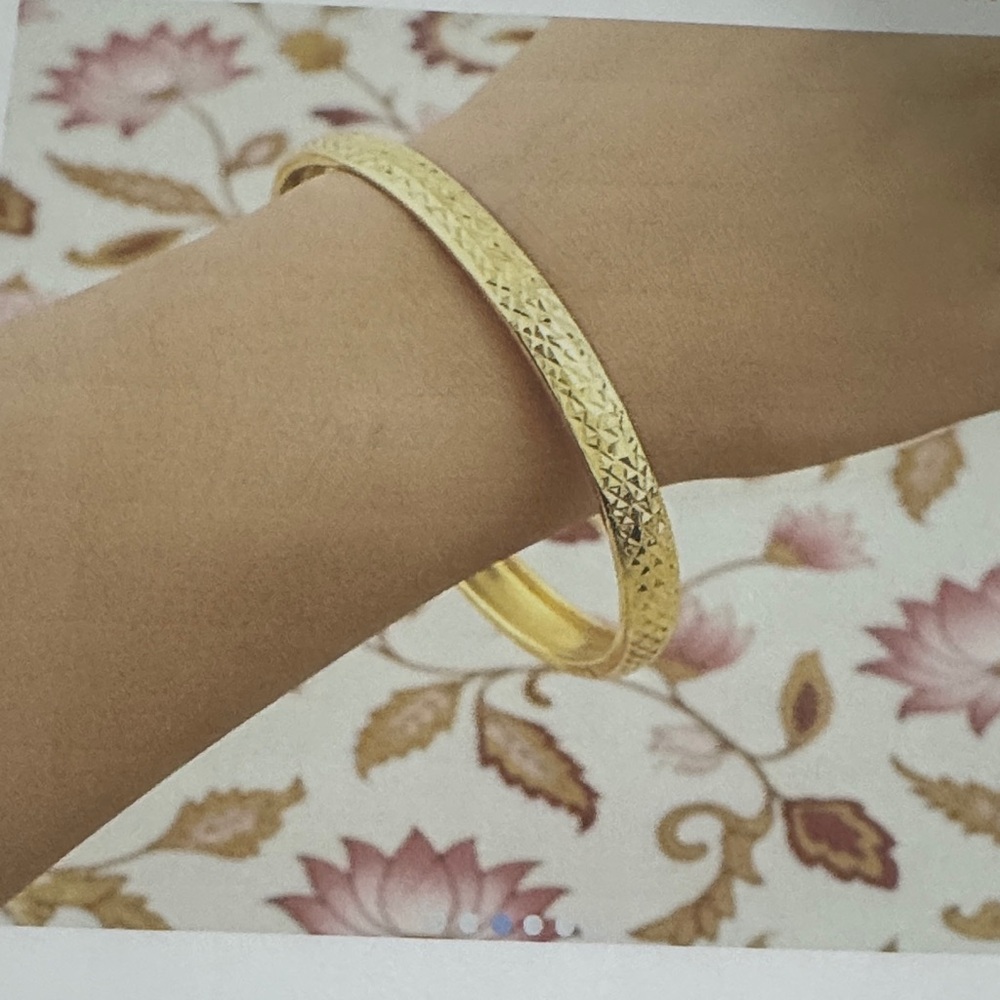 Bracelet, Bangle, 14K Yellow Gold Over, Elegant, 7.50”